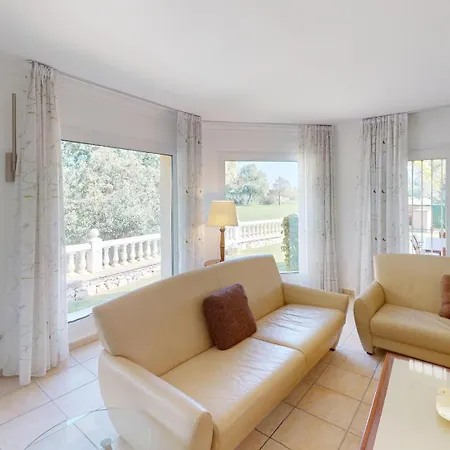 Greenview By On Travel Villa Oliva