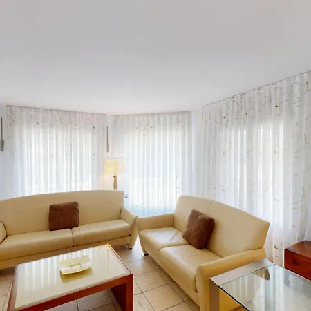 Greenview By On Travel Villa *